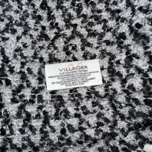 Liz Clairbone company Viilager hat!!! - Picture 4 of 4